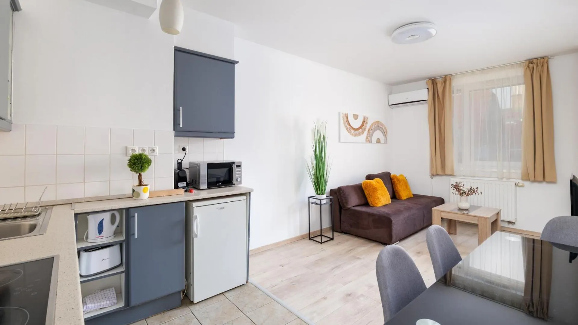 Akacfa Centrum Apartment - Cosy Home Budapest